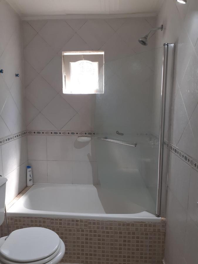 Homestay Parque Leloir, Ituzaingo Villa Leloir