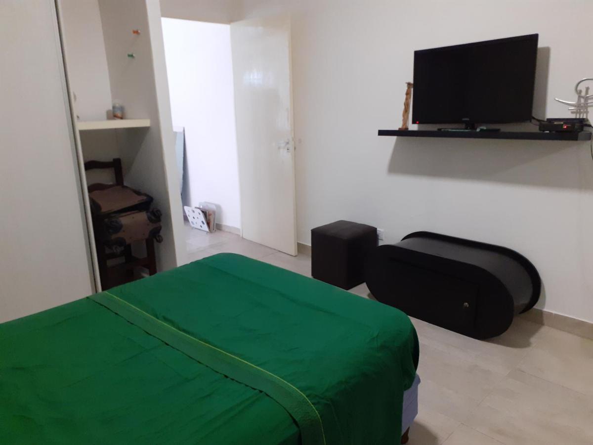 Parque Leloir, Ituzaingo Homestay *