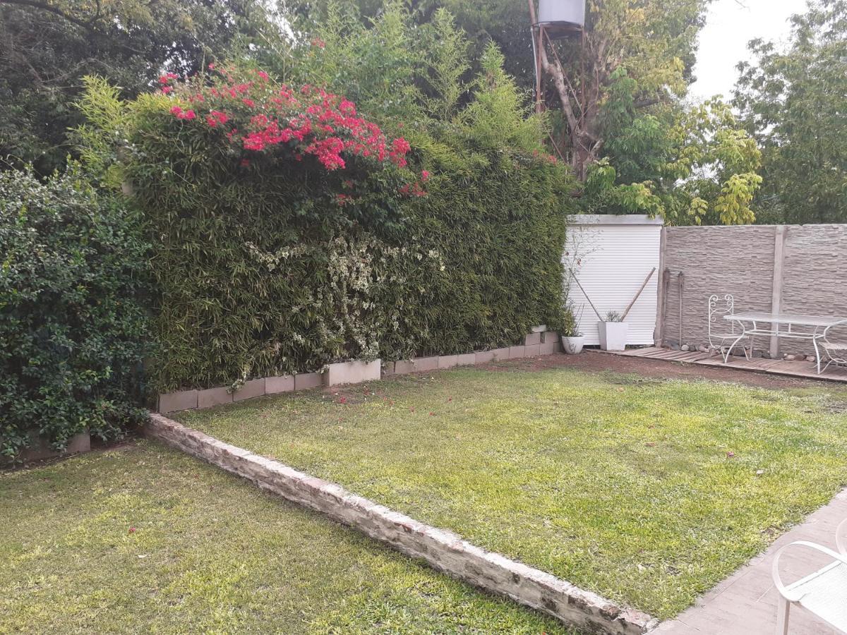 Parque Leloir, Ituzaingo Homestay Villa Leloir